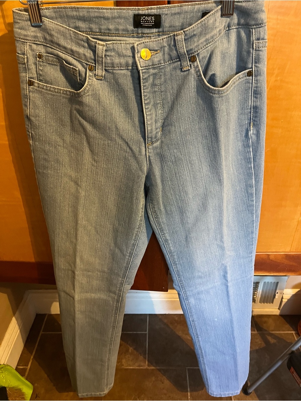 Jones New York Light Wash Straight-Leg Jeans